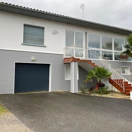 Superbe T4 Rue De La Plage D'ondres Appartamento